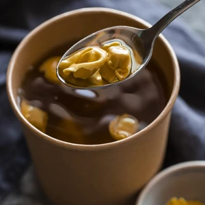 Tortellini al Prosciutto Crudo in Brodo